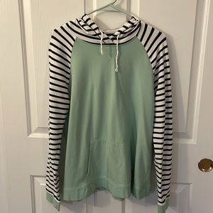 EUC Orvis womens hoodie, Large